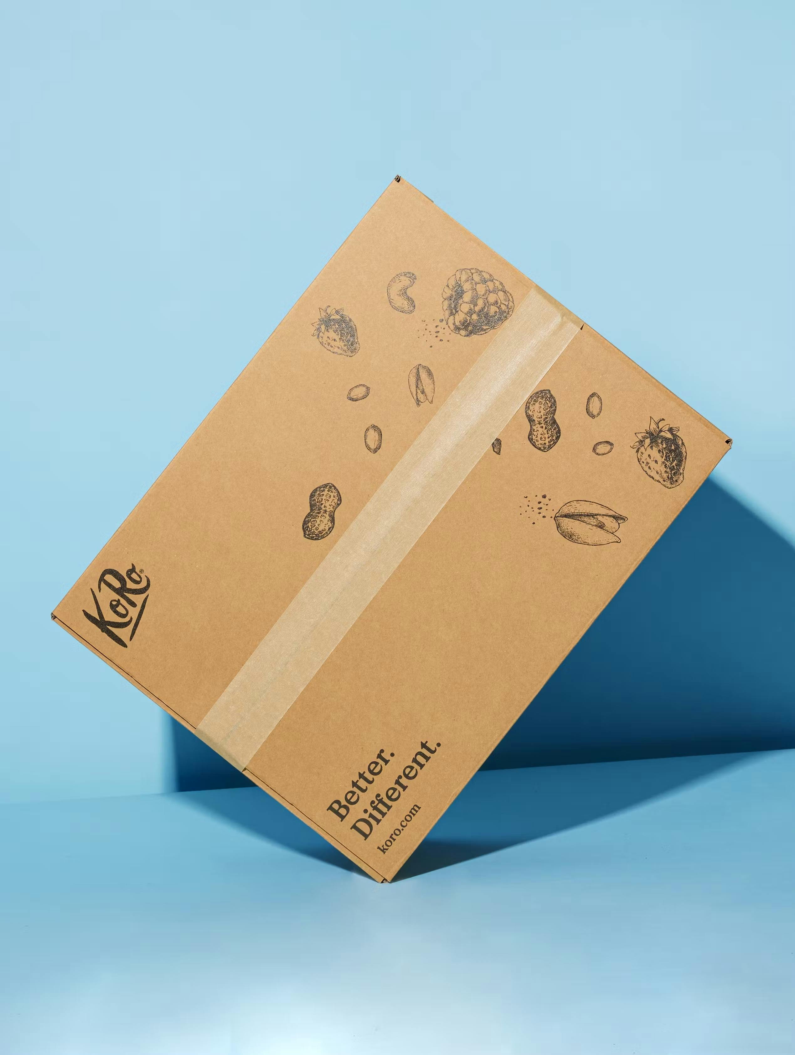 eine braune kartonverpackung mit der aufschrift better different