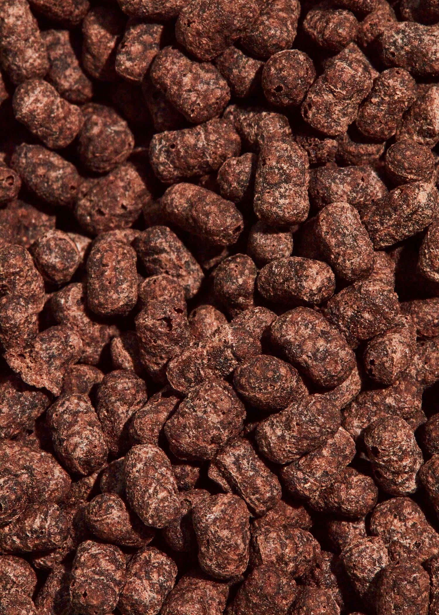 eine Nahaufnahme eines Haufens Schokoladenbonbons