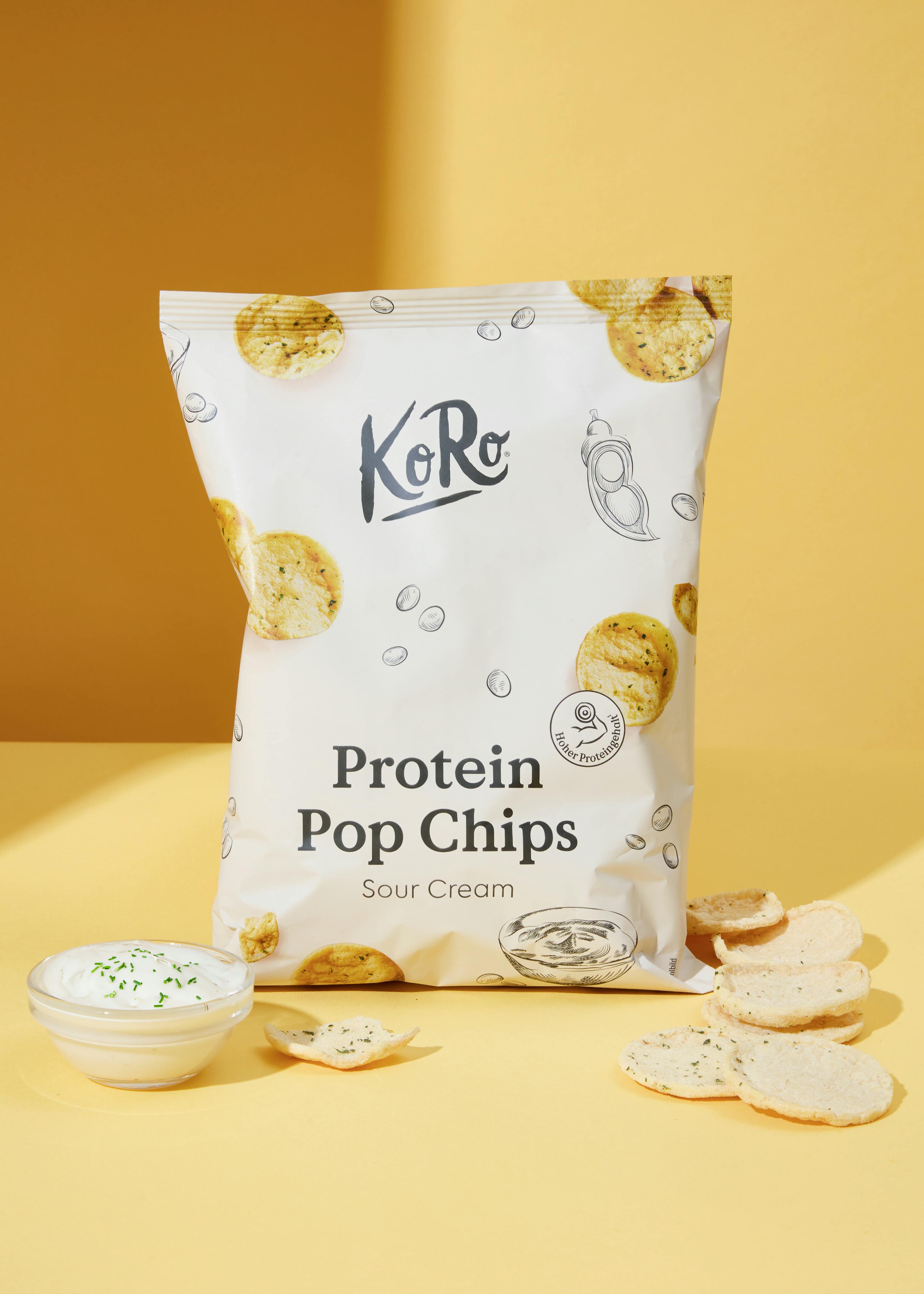 eine Tüte protein-Pop-Chips mit Saurer-Creme-Sauce